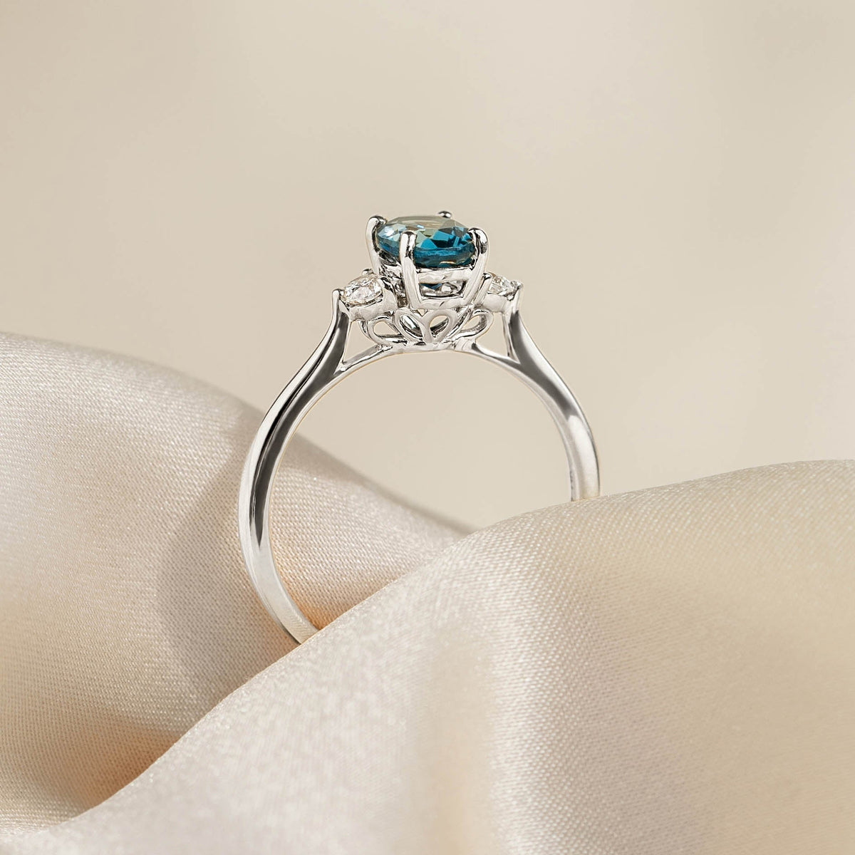 London Blue Topaz and Diamond Ring White Gold - Kindra with oval blue topaz and diamond accents on a cathedral setting